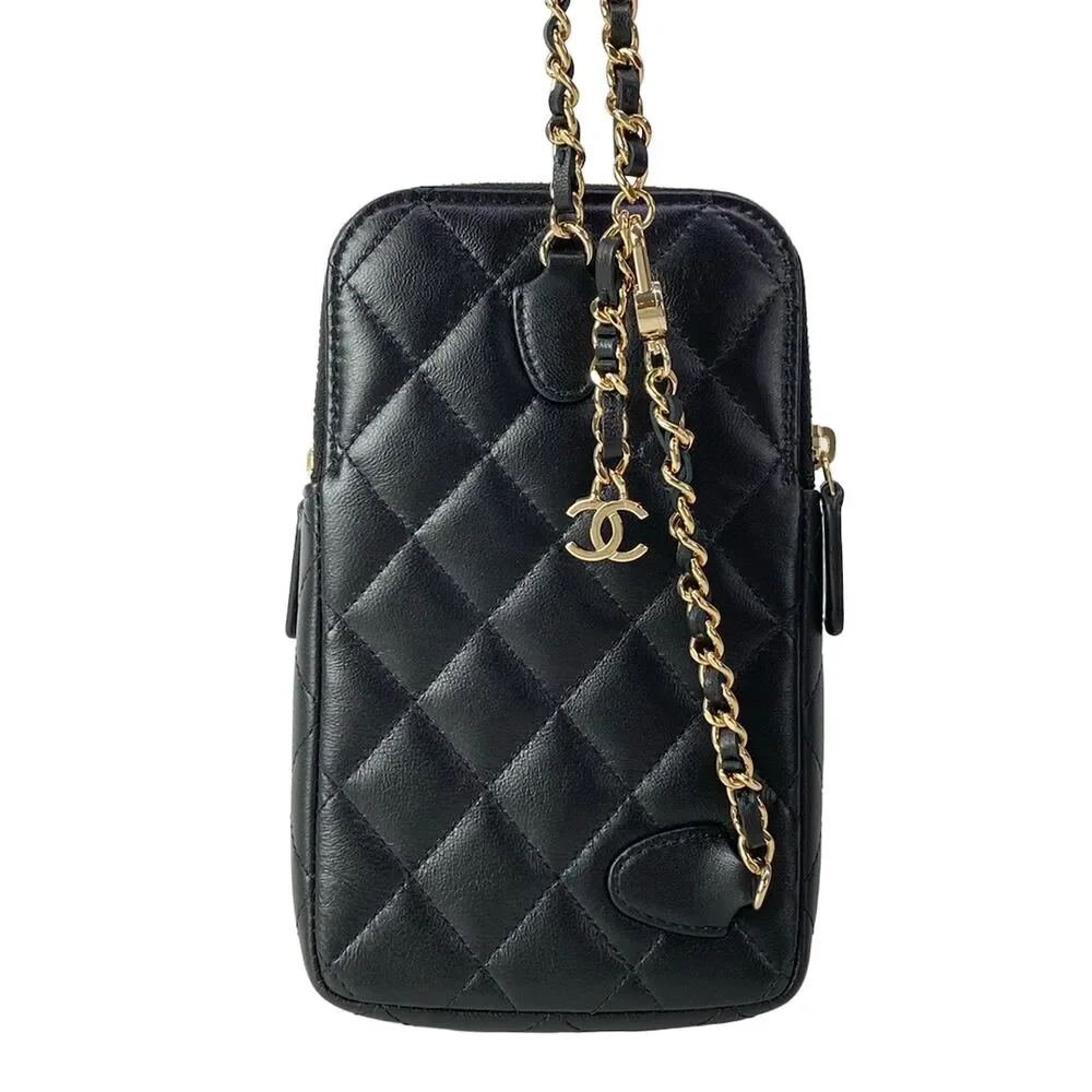 Chanel Matelasse Shoulder Bag AP3739